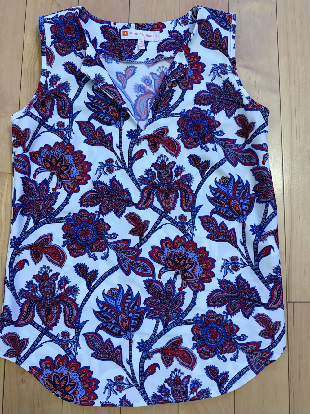 Jude Connally White Sleeveless Floral Paisley V-Neck Tank with Red & Blue Print